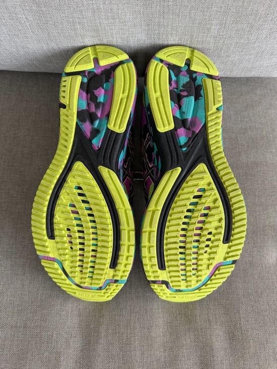 ASICS Noosa Women 9.5 / Men 8 Multicolor Running Shoes 26cm Like New - Picture 8 of 11